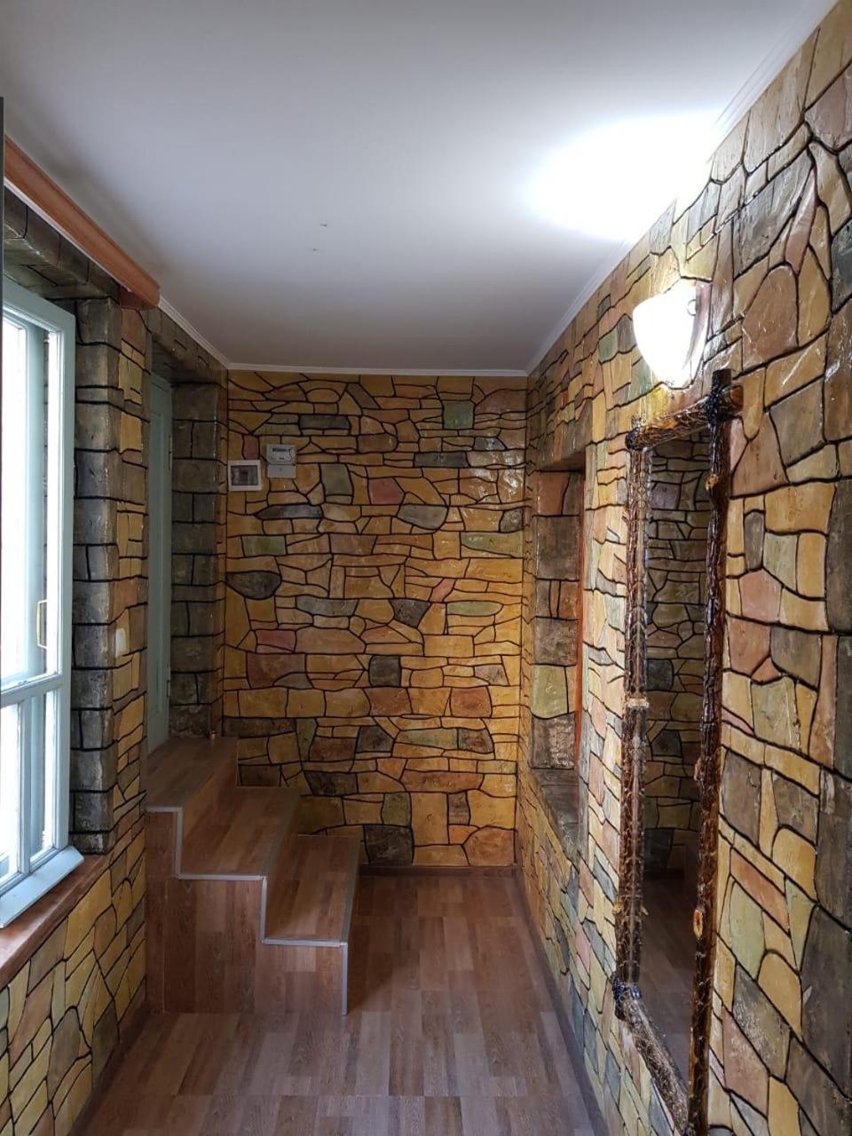 Old Yard Guest House Тбілісі Екстер'єр фото